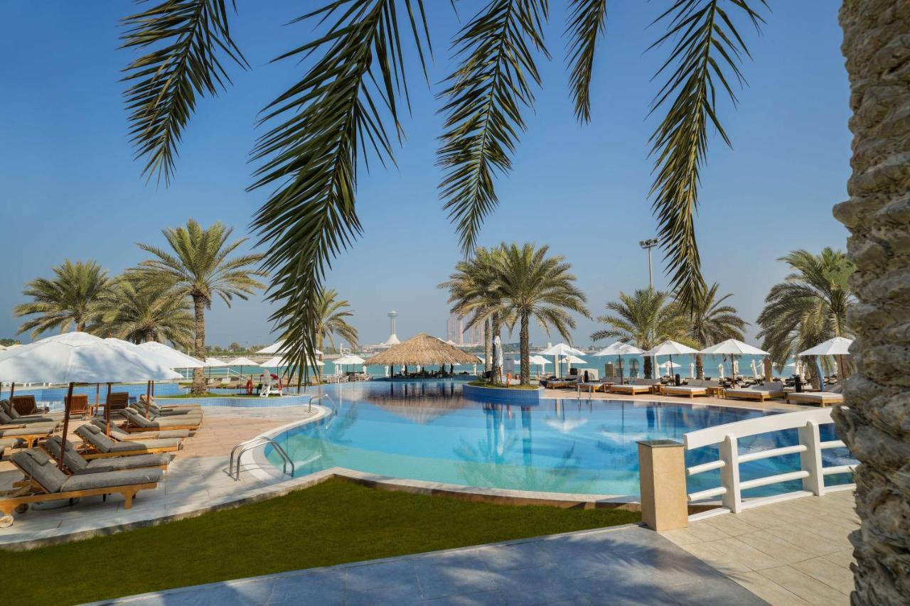 Radisson Blu Hotel & Resort, Abu Dhabi Corniche 외부 사진